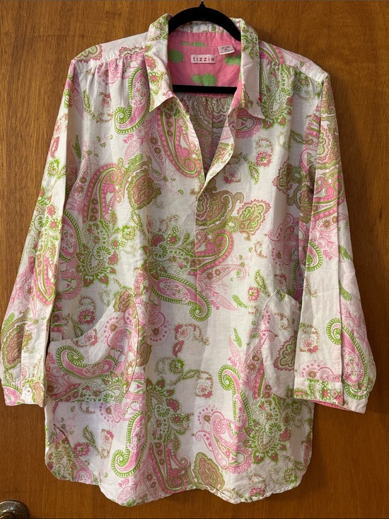 Tizzie Tops - Tizzie Women's Pink & Green Linen and Cotton Paisley Button-Front Tunic